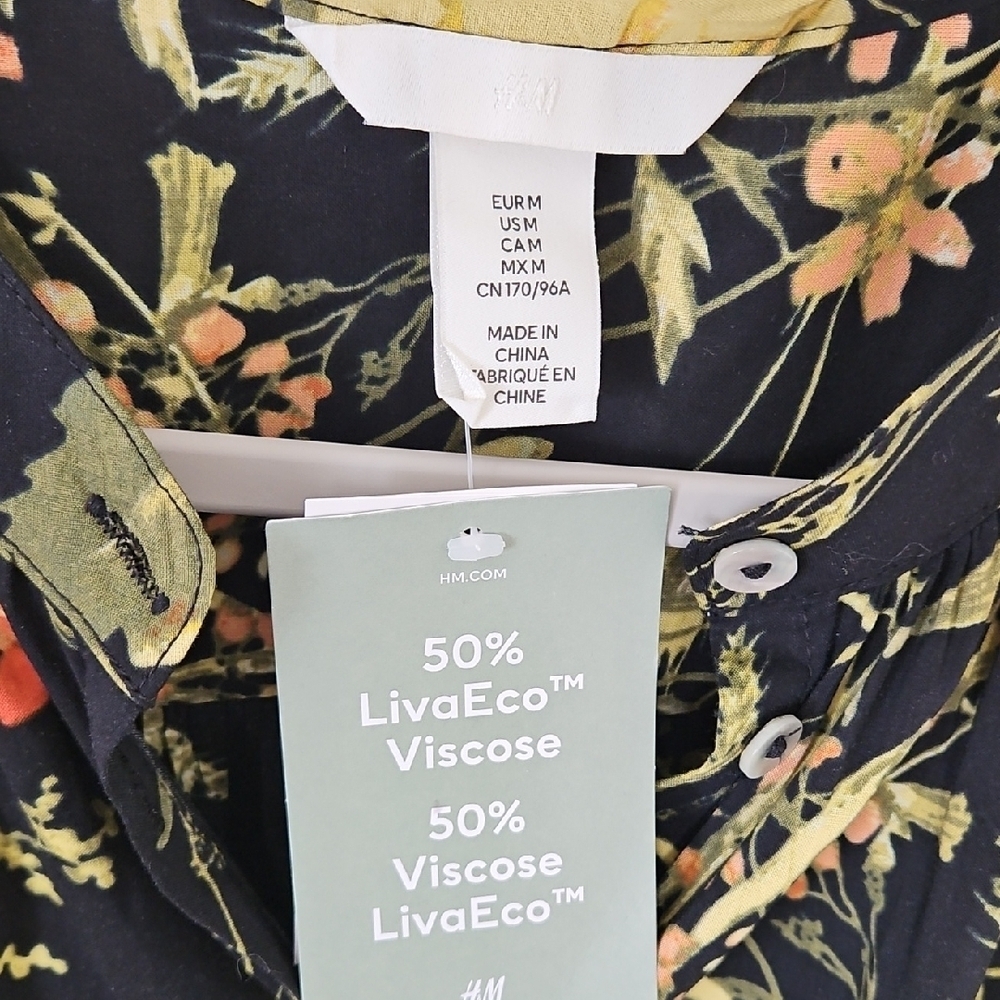H&M Black Floral Blouse - Picture 2 of 6